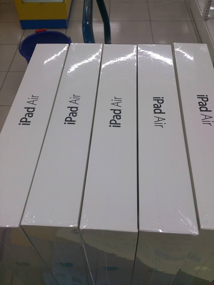 熱騰騰的iPad air 到貨了~